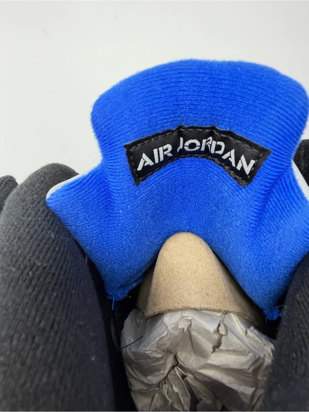 Jordan Men's Black and Royal Blue High-Top Sneakers